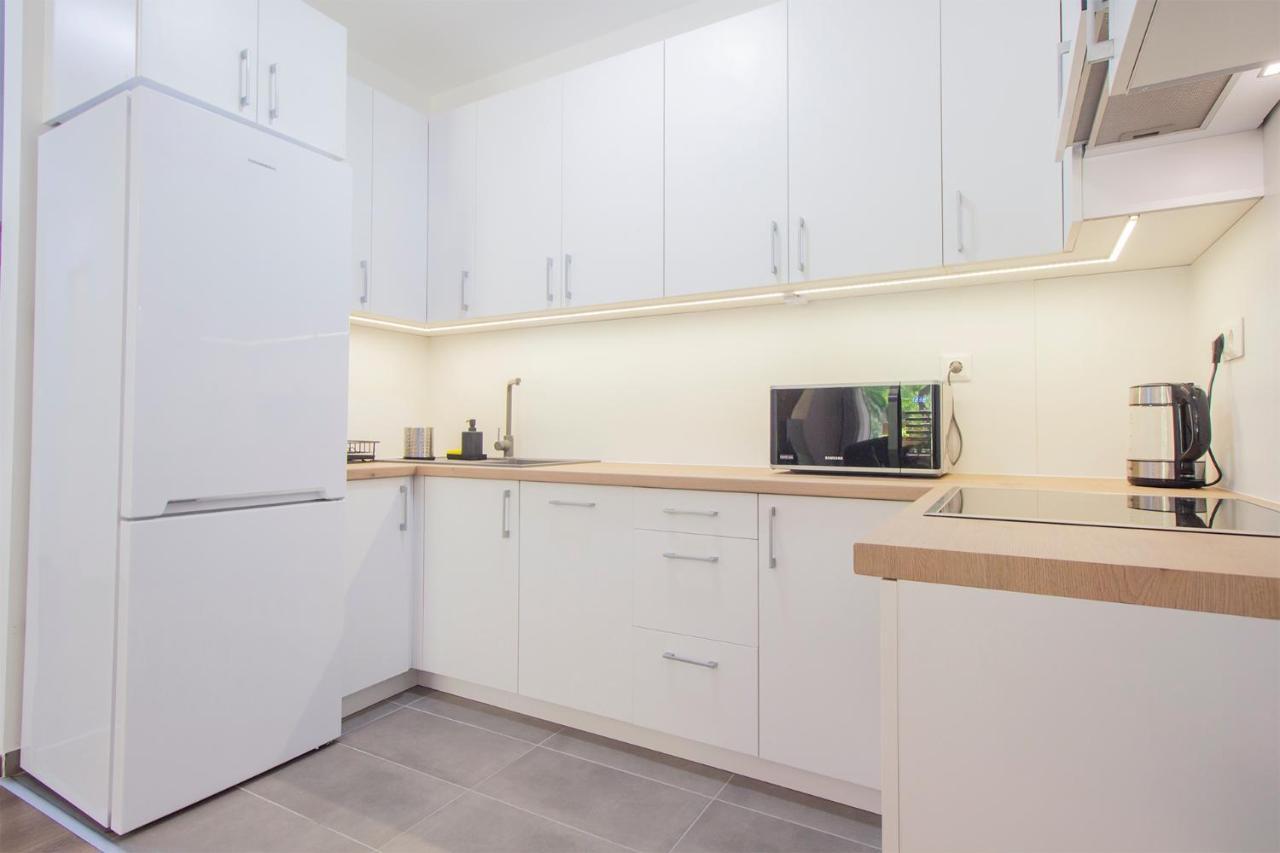 Corvin Modern Two Bedroom Apartment Free Parking Будапешт Экстерьер фото
